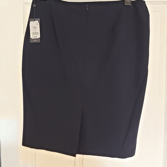 Blue mini skirt - Picture 3 of 3